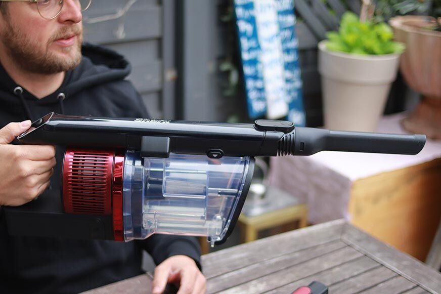 The Shark Anti Hair Wrap Flexology is seen as a handheld hoover. 